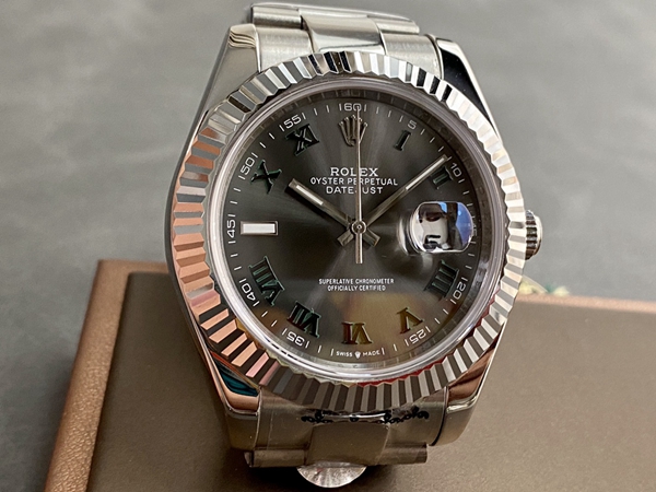 激安ロレックス背面デザイン